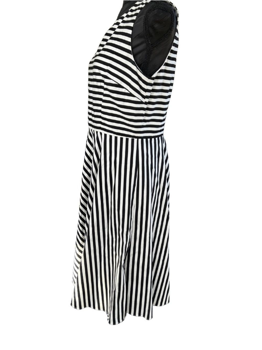 Ann Taylor Classic Black & White Striped Fit-and-Flare Dress 8p - Picture 4 of 9
